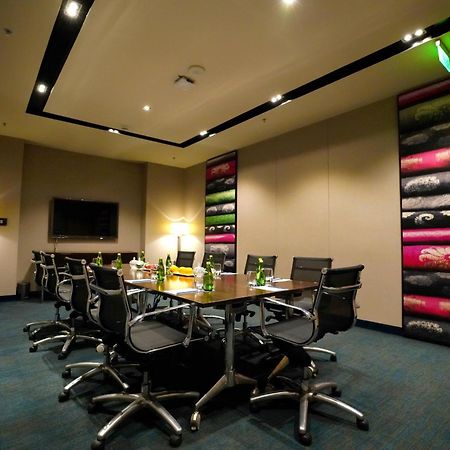 Fairfield By Marriott Bengaluru Rajajinagar Hotel Buitenkant foto