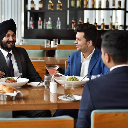 Fairfield By Marriott Bengaluru Rajajinagar Hotel Buitenkant foto